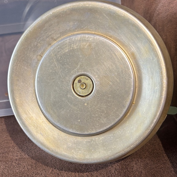 Hostess Ware Wind Up Cake Stand Plays Happy Birthday - Picture 3 of 3